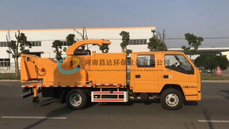 湖北客（kè）戶（hù）定製車載式樹枝粉碎車主（zhǔ）機2.jpg